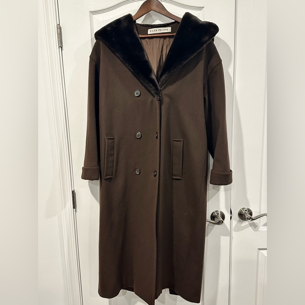 EVAN PICONE Women’s 100% Wool Coat, Faux Fur Collar & Cuffs, Size 10 - Like New
